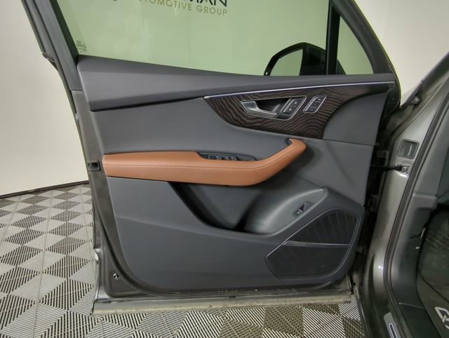 Used 2021 Audi Q7 3.0T Prestige w/ Prestige Package image 32