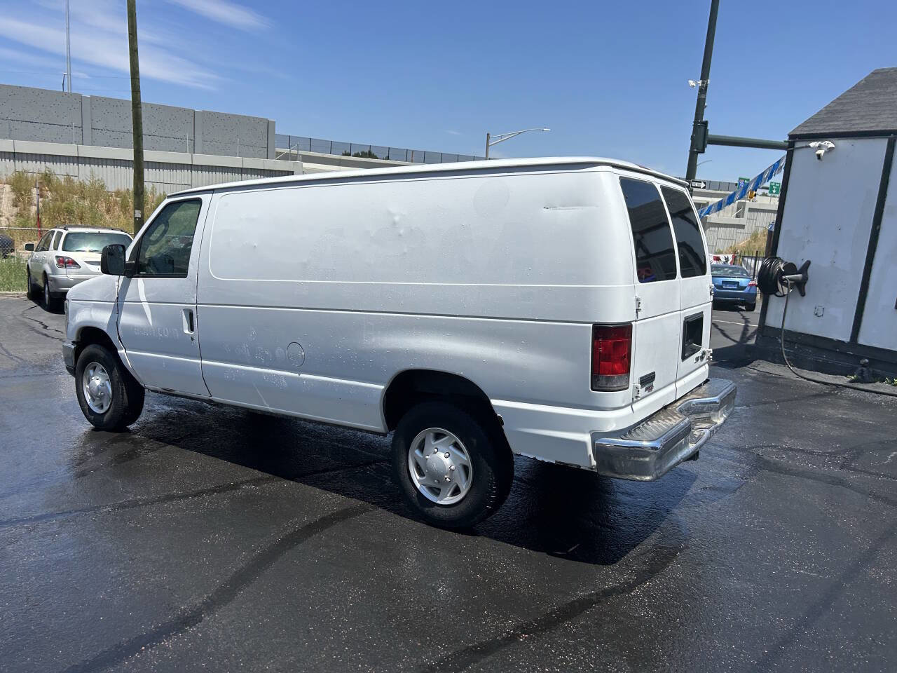 Used 2012 Ford E-250 and Econoline 250 w/ Commercial Cargo Van Pkg RWD image 9