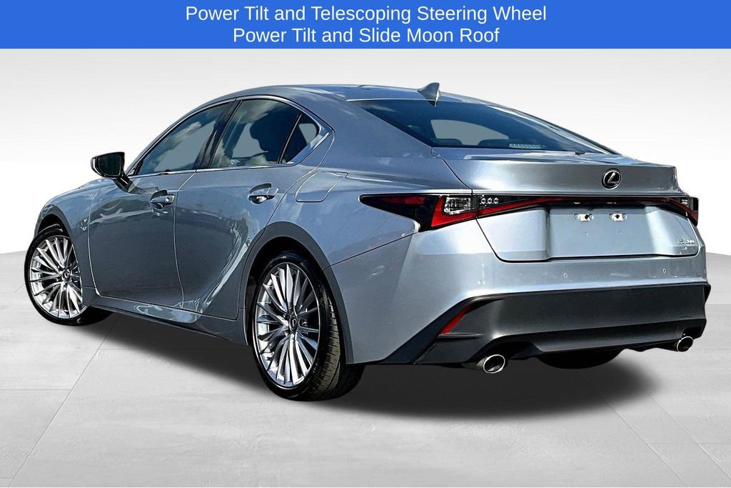 Used 2025 Lexus IS 300 w/ Premium Package RWD image 5