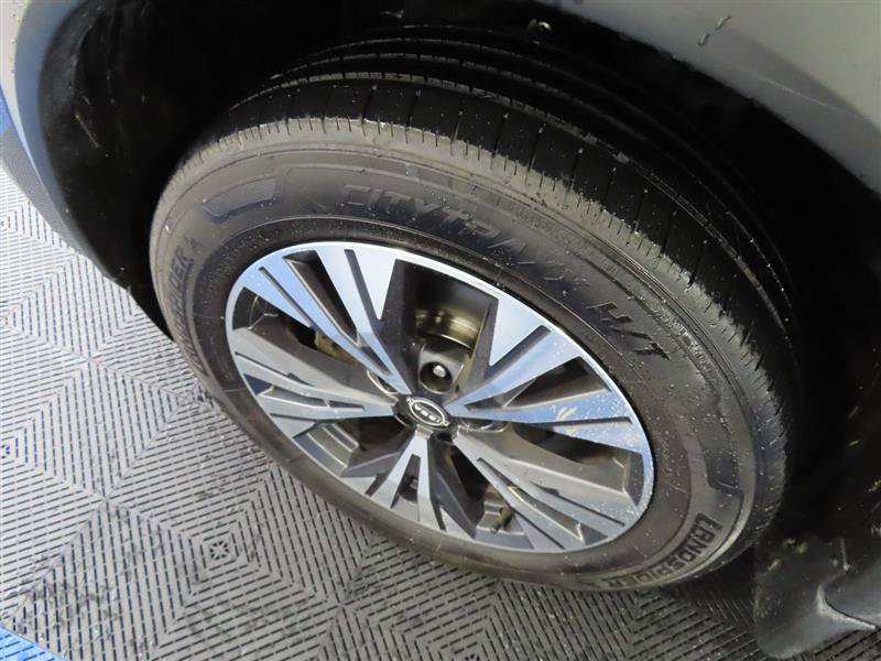 Used 2023 Nissan Rogue SV AWD/4WD image 6