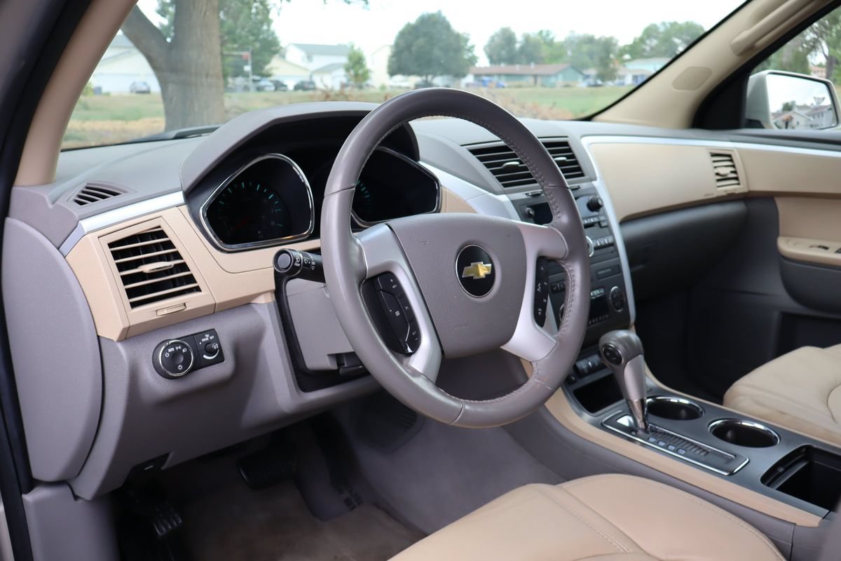 Used 2012 Chevrolet Traverse LT AWD/4WD image 15