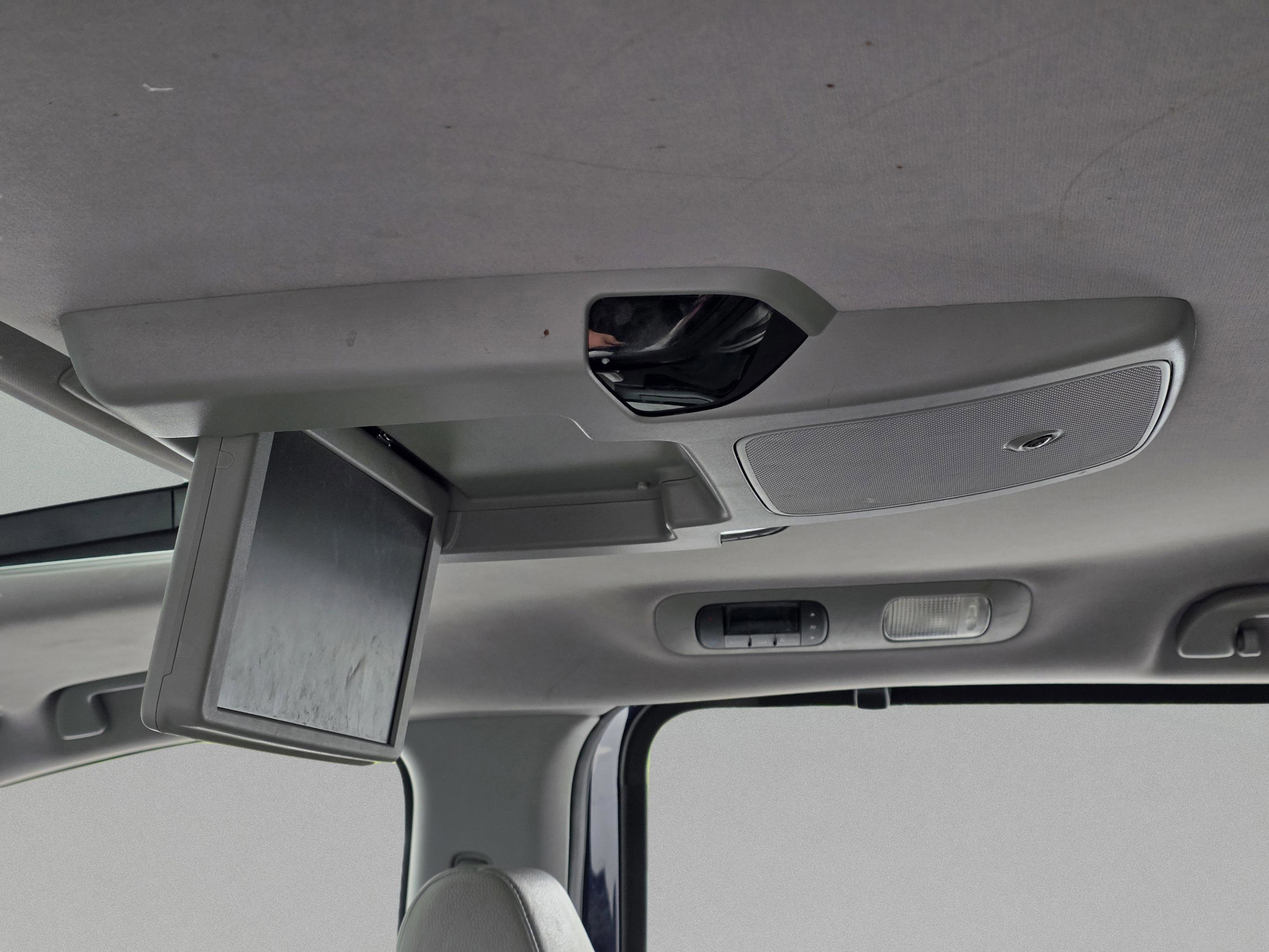 Used 2018 Honda Odyssey Elite image 21