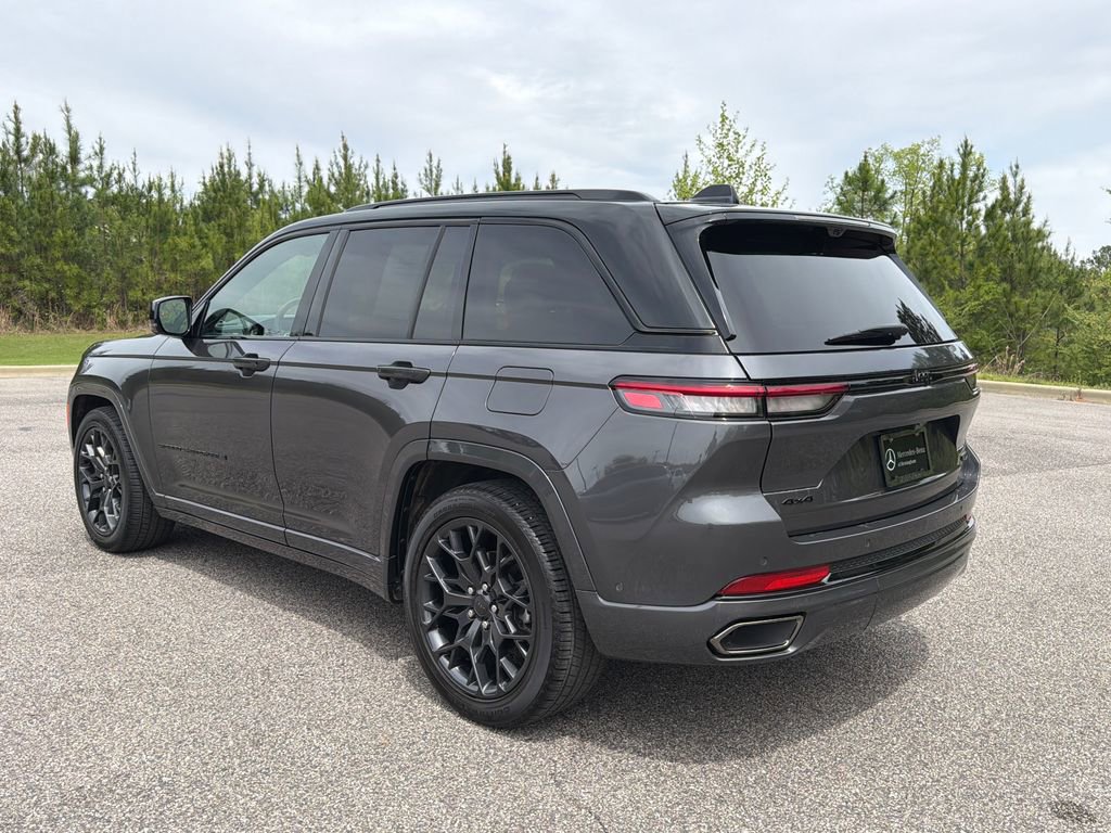Used 2025 Jeep Grand Cherokee Summit image 13