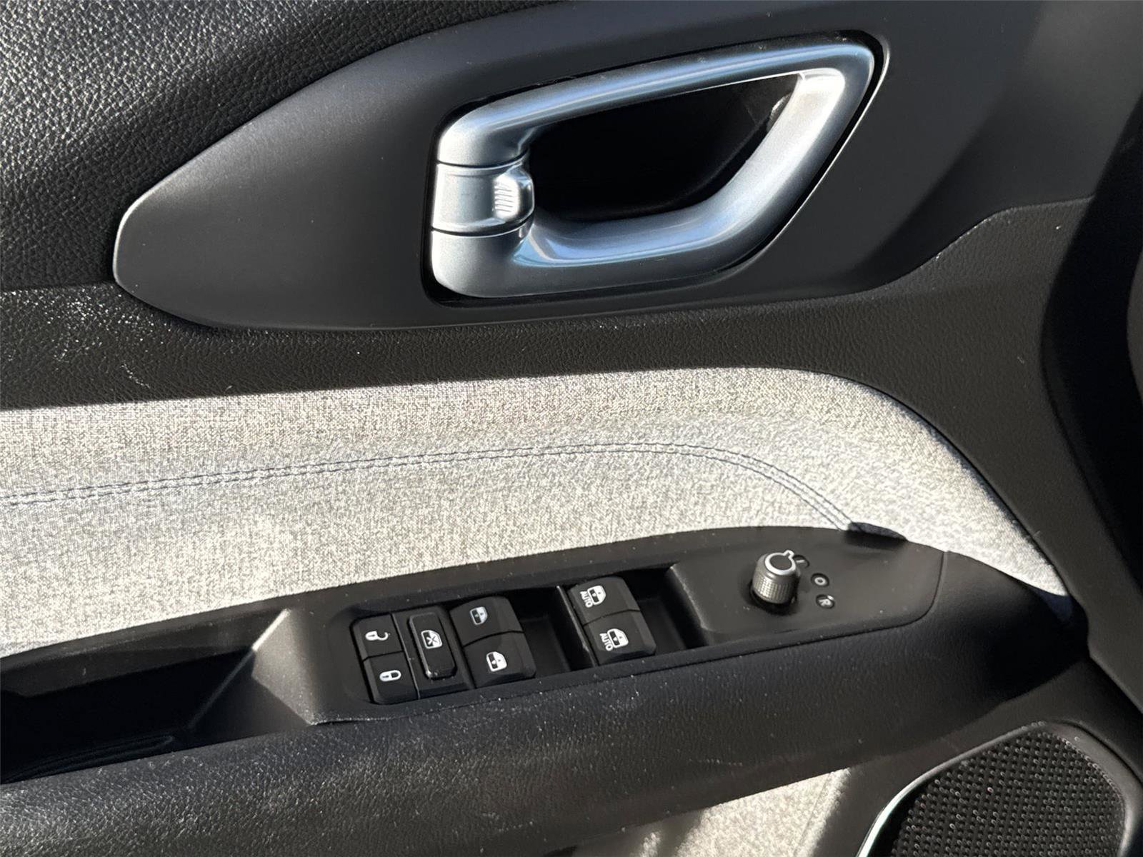 Used 2022 Jeep Compass Latitude image 29