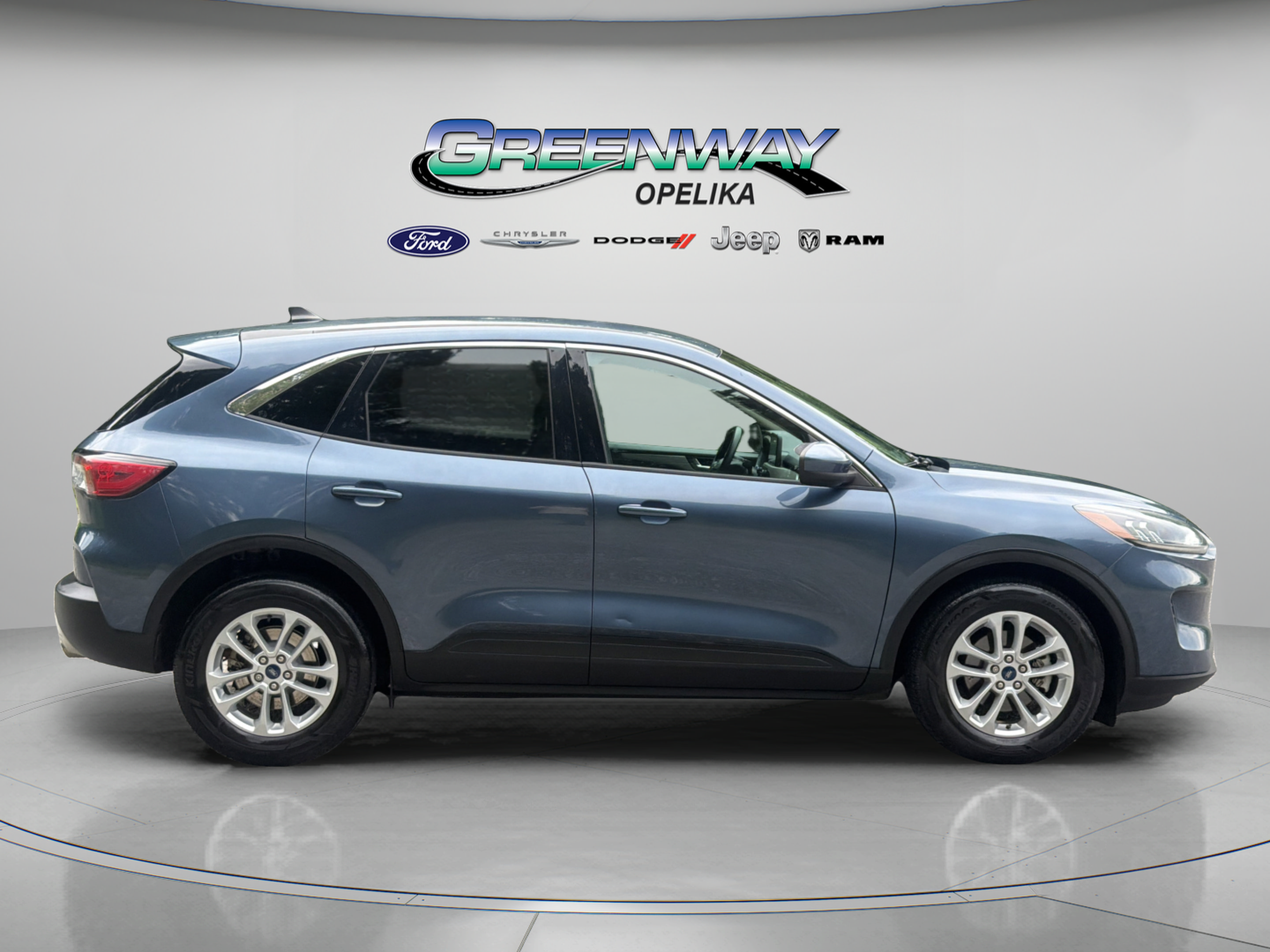Used 2020 Ford Escape SE FWD image 8