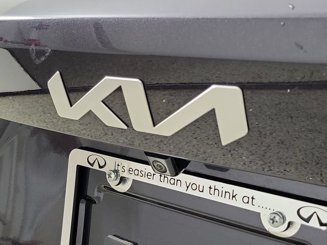 Used 2025 Kia Sorento EX w/ Panoramic Sunroof Package FWD image 5