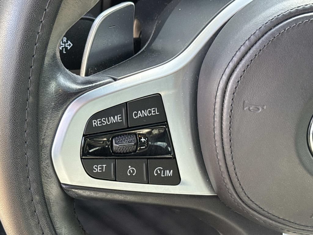 Used 2019 BMW 330i Sedan w/ M Sport Package RWD image 23