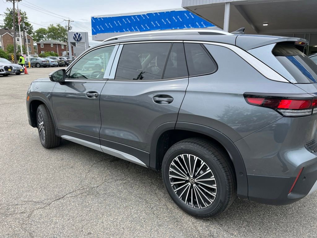 New 2026 Volkswagen Tiguan S AWD/4WD image 9