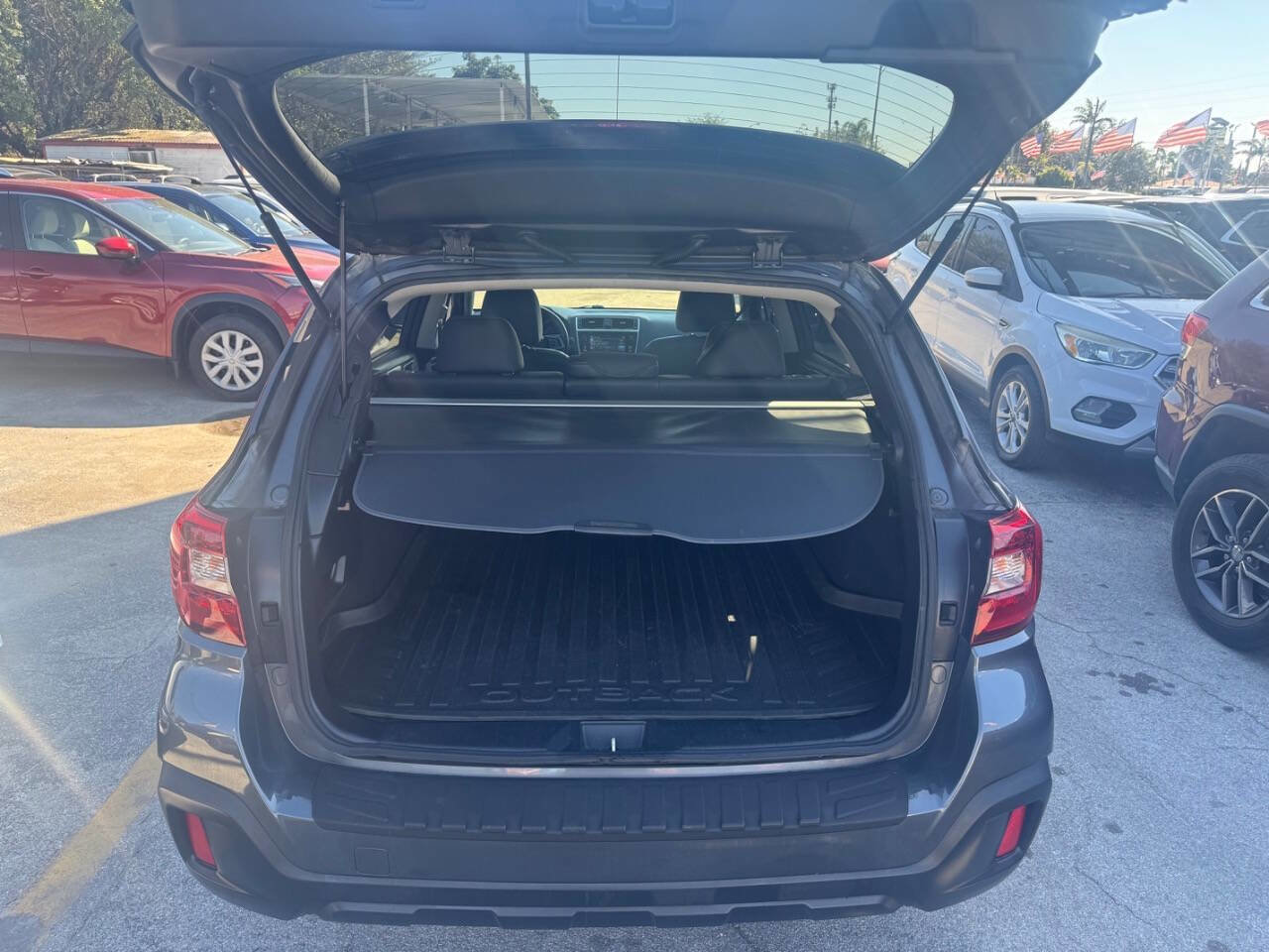 Used 2018 Subaru Outback 2.5i Limited AWD/4WD image 17
