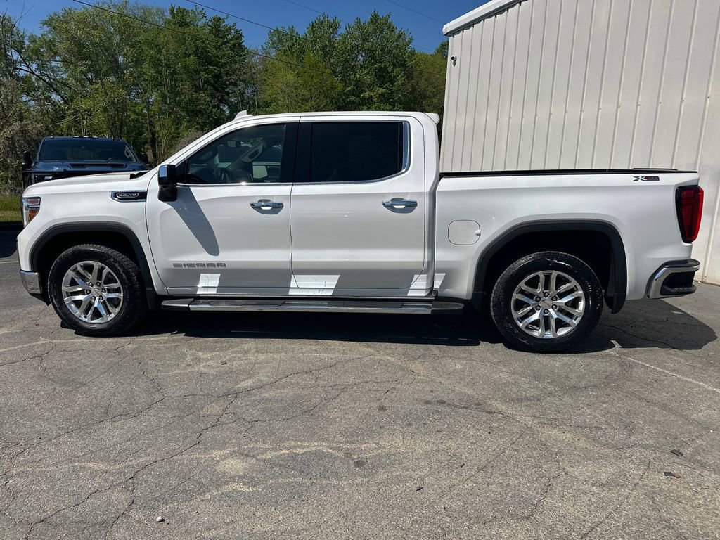 Used 2022 GMC Sierra 1500 SLT w/ SLT Premium Plus Package AWD/4WD image 9