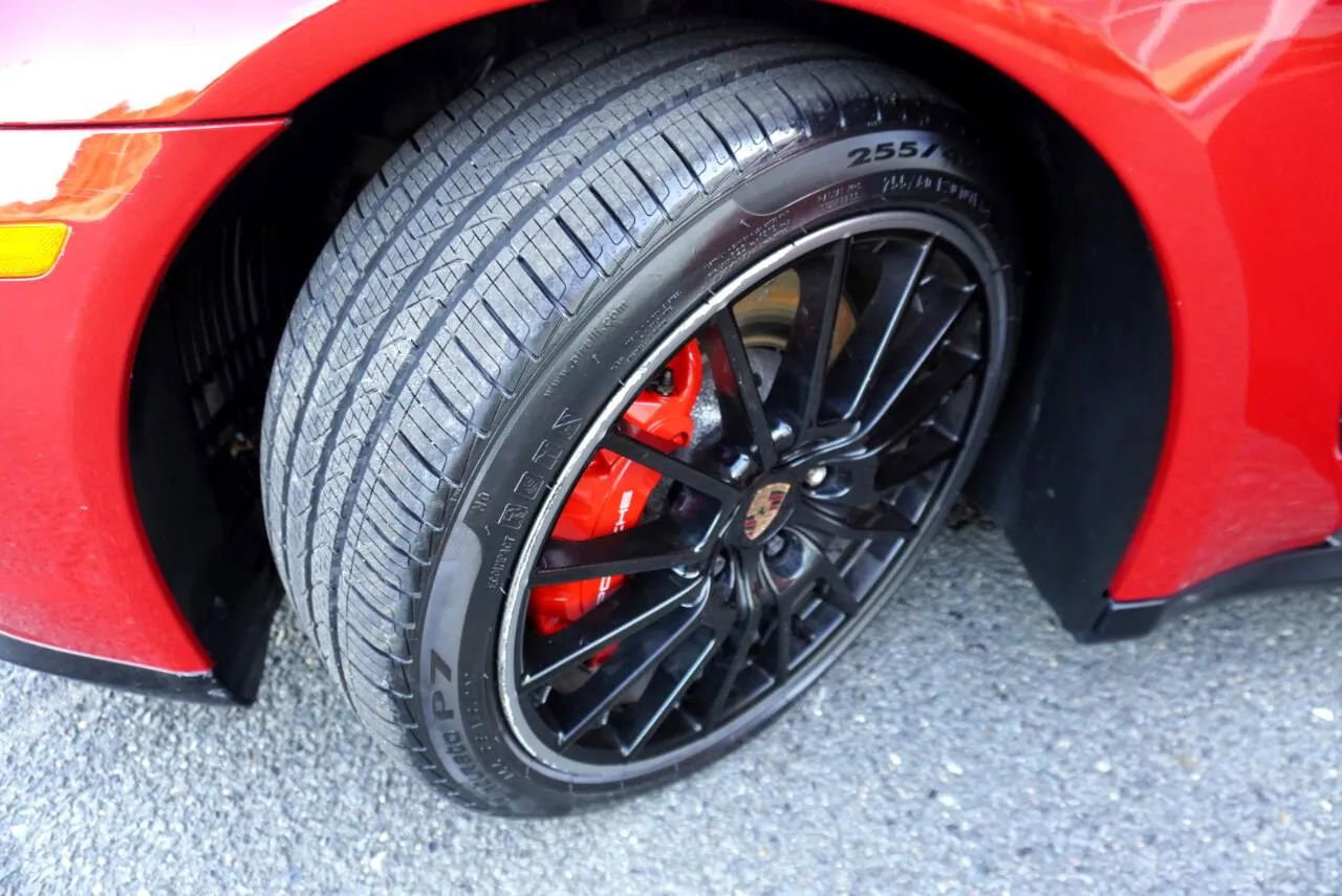 Used 2014 Porsche Panamera GTS image 32