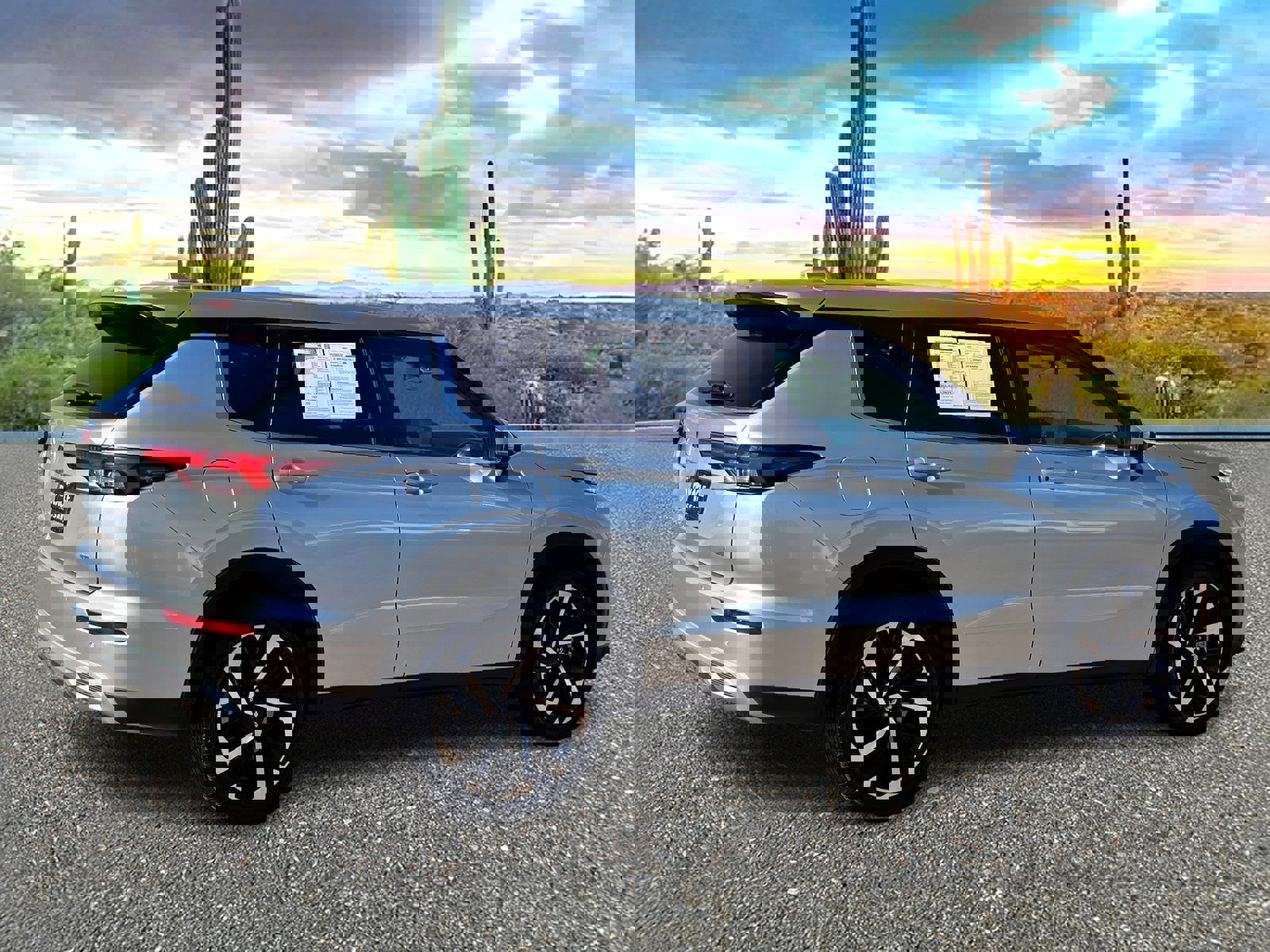 Used 2024 Mitsubishi Outlander SE image 7