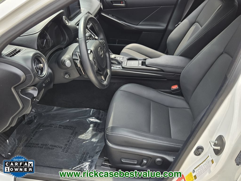 Used 2023 Lexus IS 300 w/ Premium Package RWD image 10