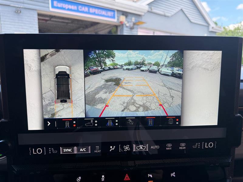 Used 2024 GMC Hummer EV 3X AWD/4WD image 24