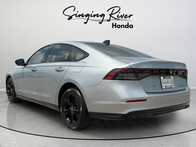 Used 2025 Honda Accord SE image 5