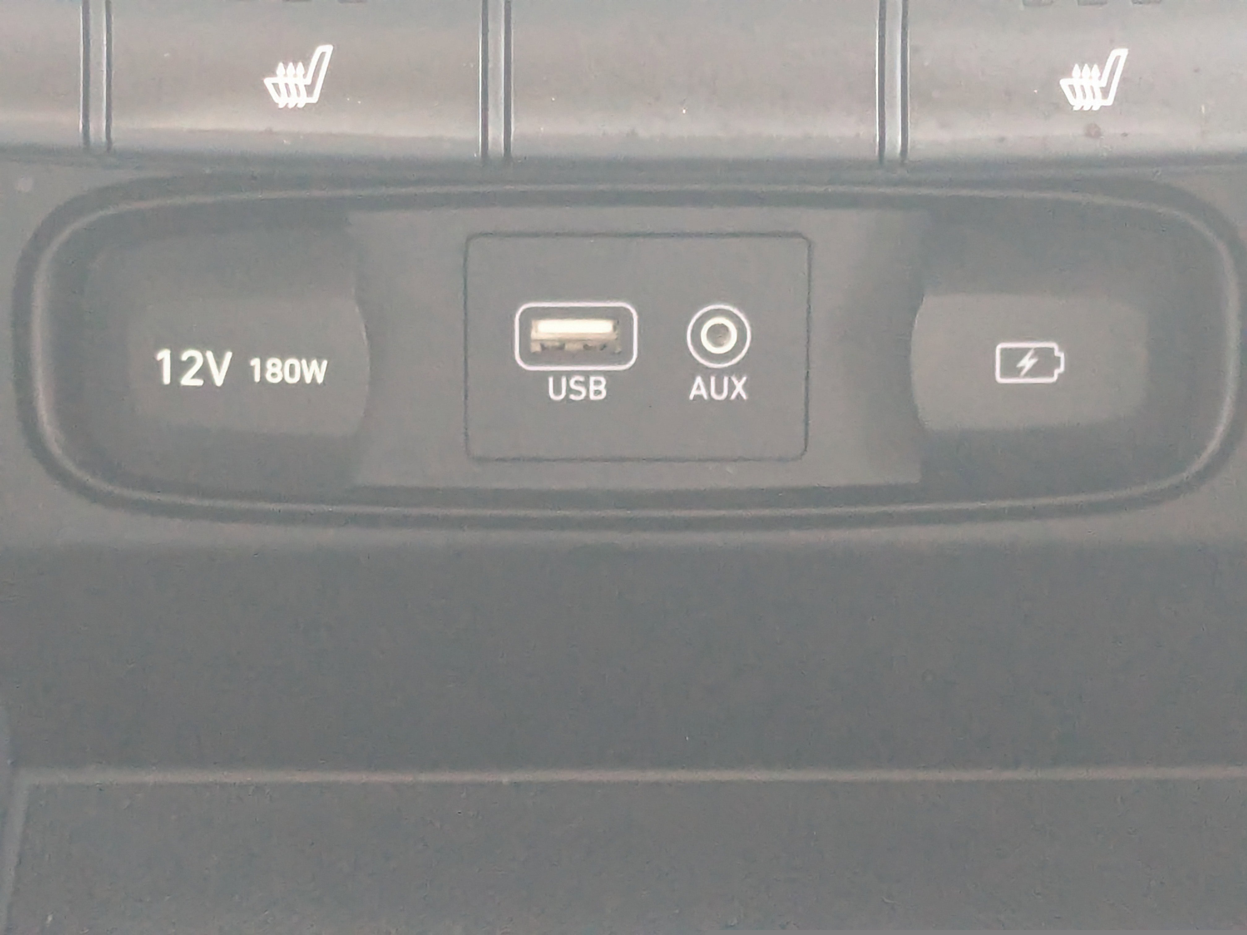 Used 2019 Hyundai Santa Fe SEL FWD image 24