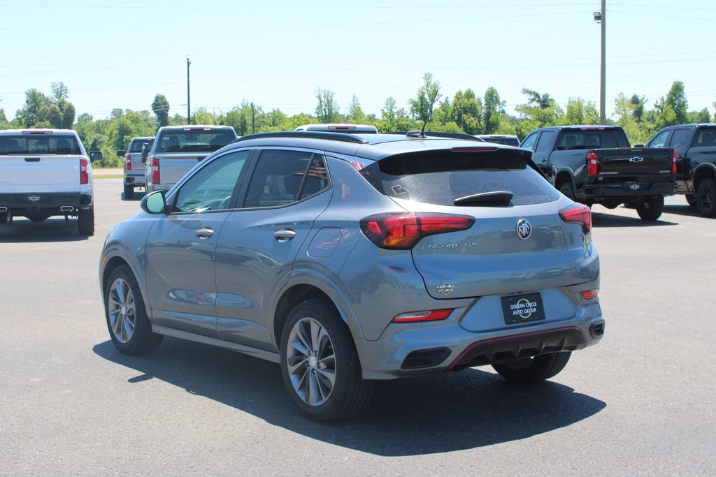 Used 2020 Buick Encore GX Select w/ Sport Touring Package FWD image 7