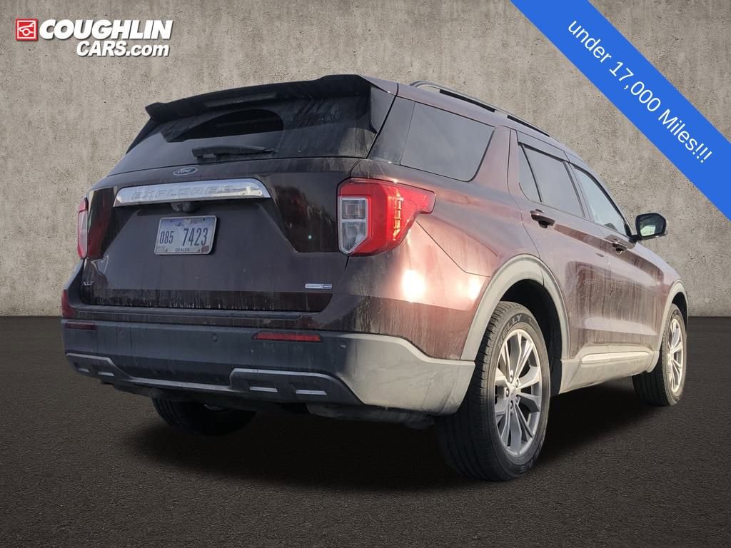 Used 2020 Ford Explorer XLT w/ Equipment Group 202A image 10