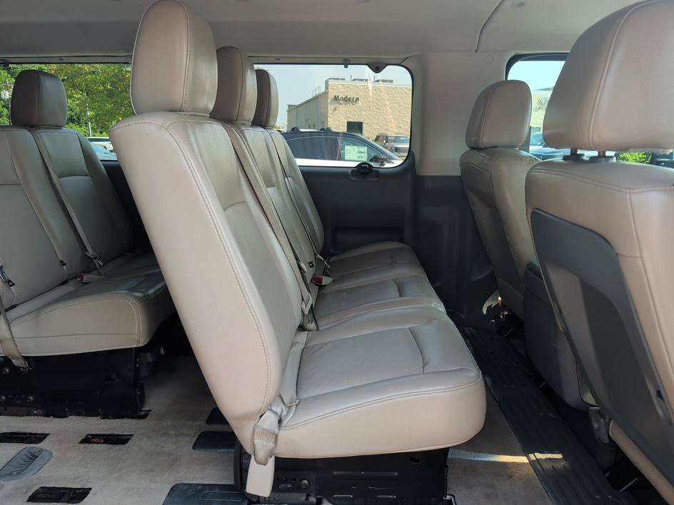 Used 2013 Nissan NV 3500 SL w/ Technology Pkg RWD image 13