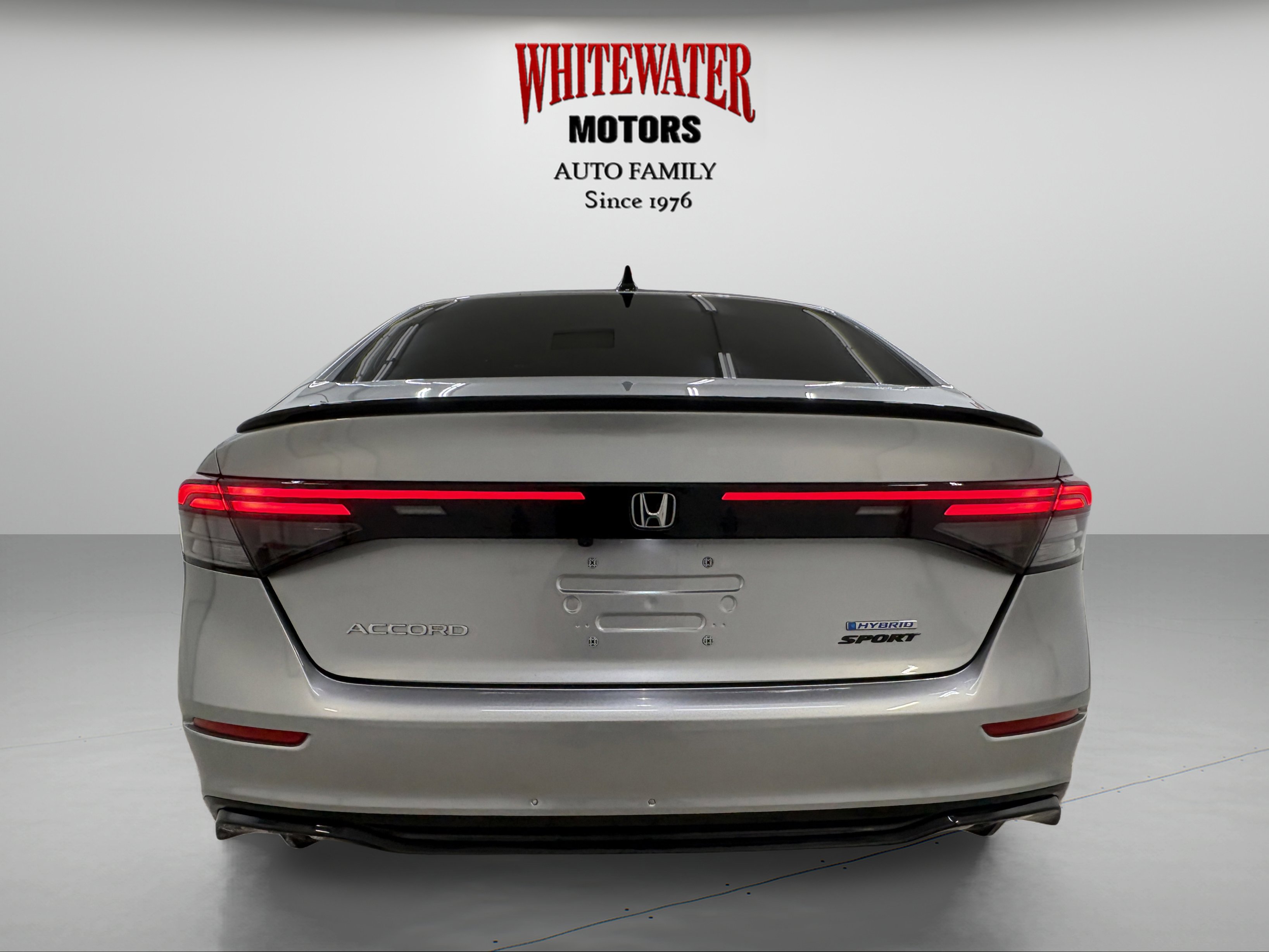 Used 2024 Honda Accord Sport image 3