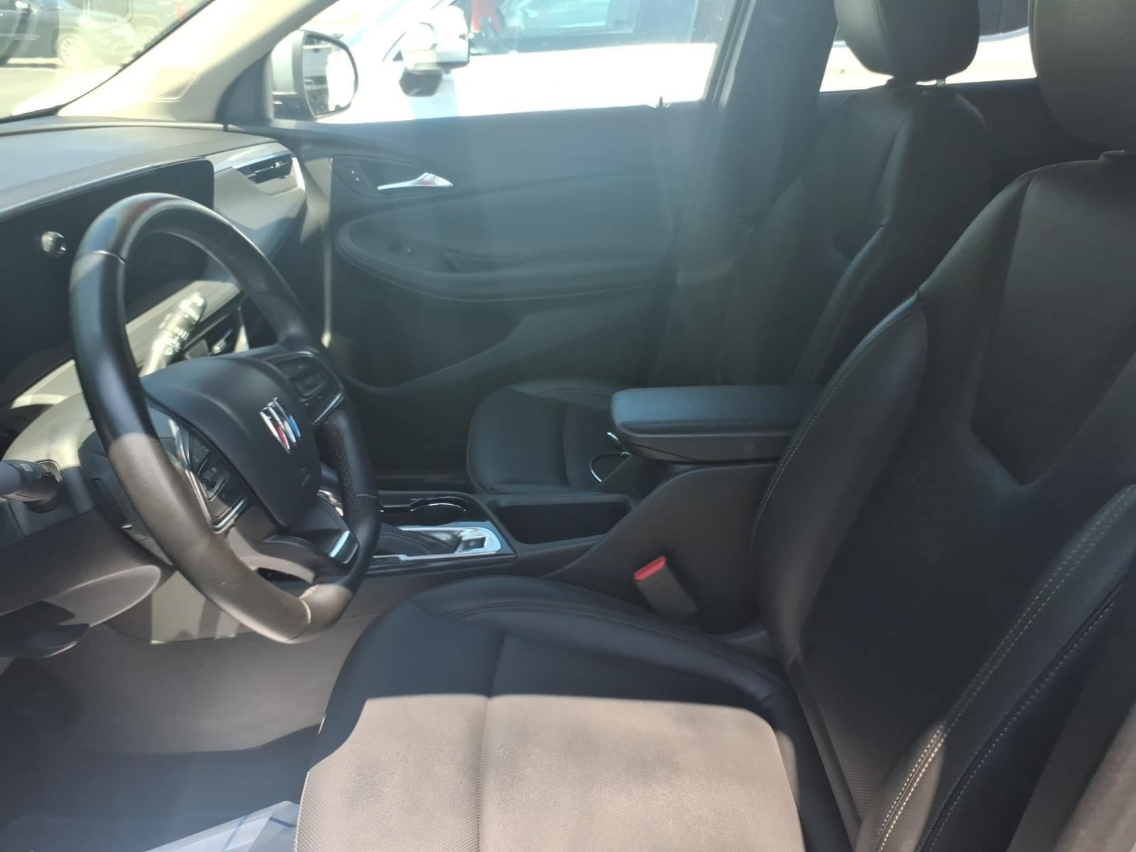 Used 2024 Buick Encore GX Sport Touring AWD/4WD image 7