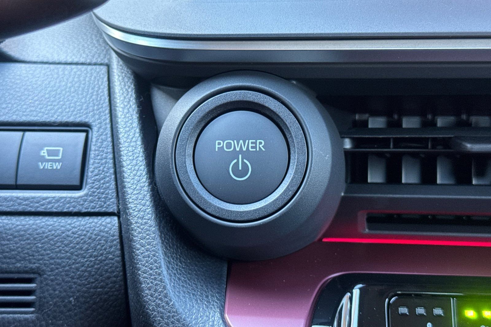 New 2026 Toyota Prius Plug-In Hybrid image 24