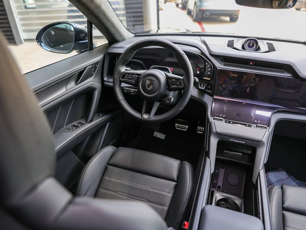 New 2026 Porsche Cayenne Turbo AWD/4WD image 35