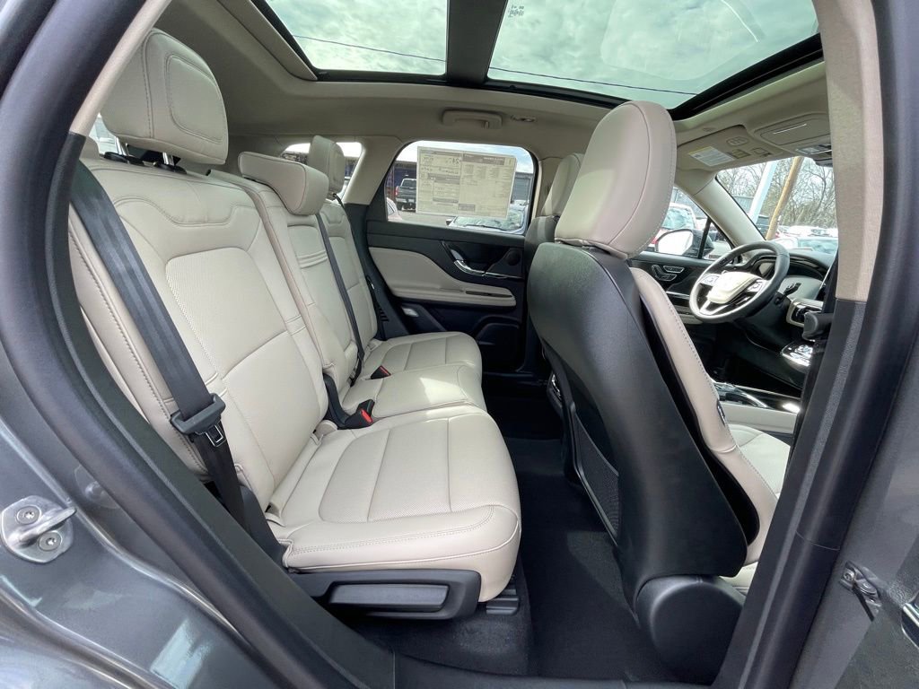 New 2026 Lincoln Corsair Premiere image 22