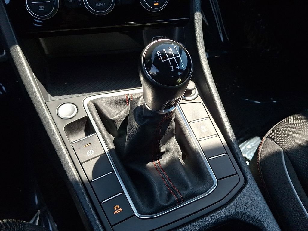 Used 2019 Volkswagen Jetta GLI FWD image 15