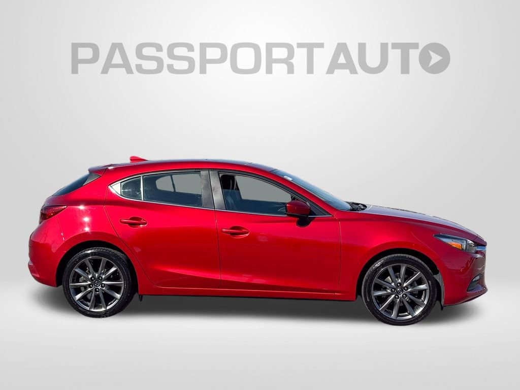 Used 2018 MAZDA MAZDA3 Touring image 8