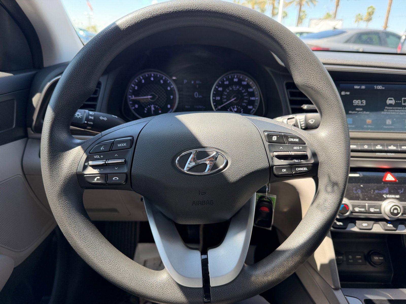 Used 2020 Hyundai Elantra SEL image 9