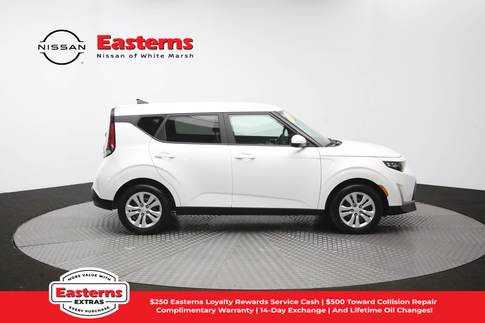 Used 2023 Kia Soul LX FWD image 43