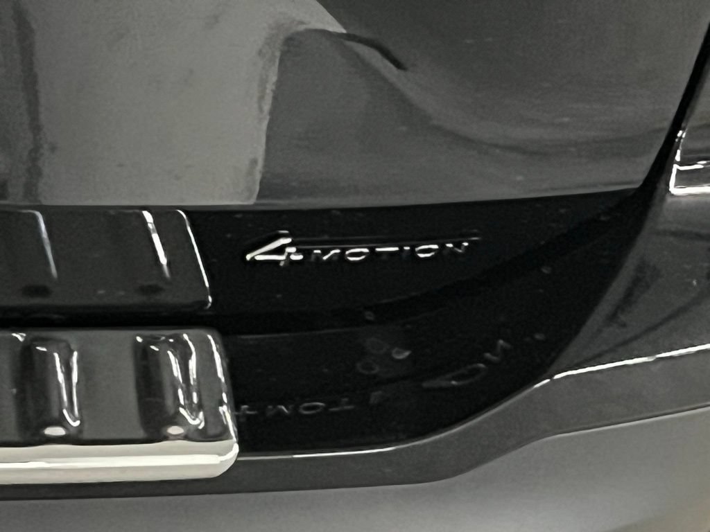 New 2026 Volkswagen Tiguan SE AWD/4WD image 37