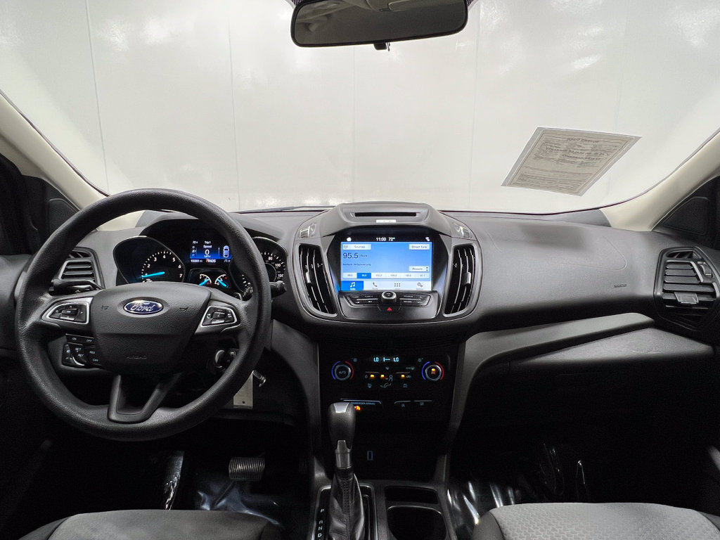 Used 2017 Ford Escape SE w/ Equipment Group 201A AWD/4WD image 19