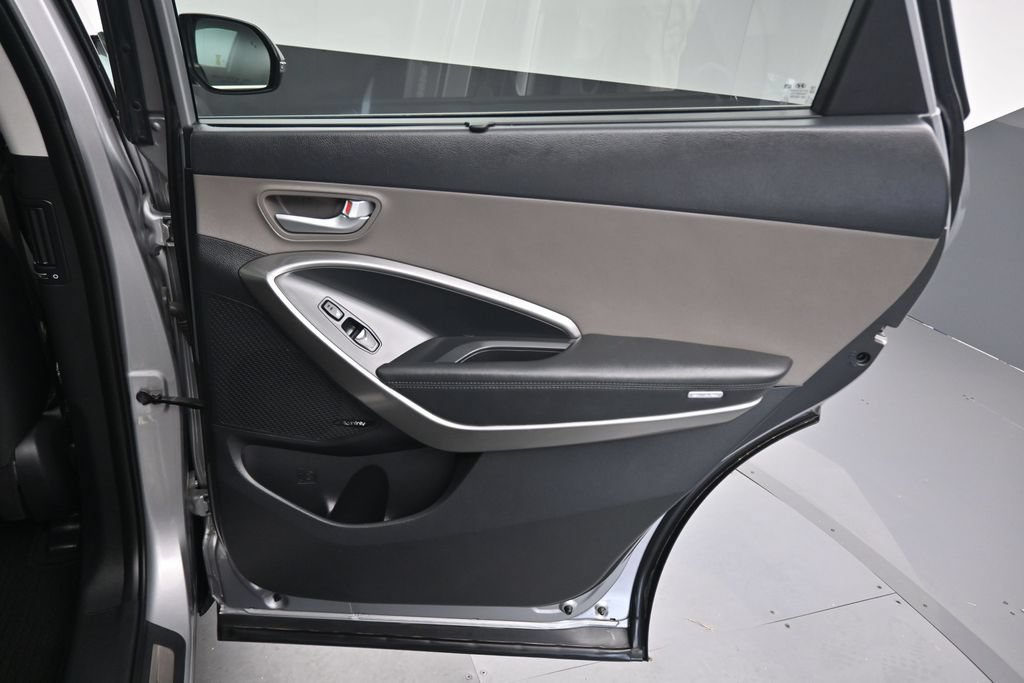 Used 2018 Hyundai Santa Fe AWD w/ SE Ultimate Tech Package 03 image 49
