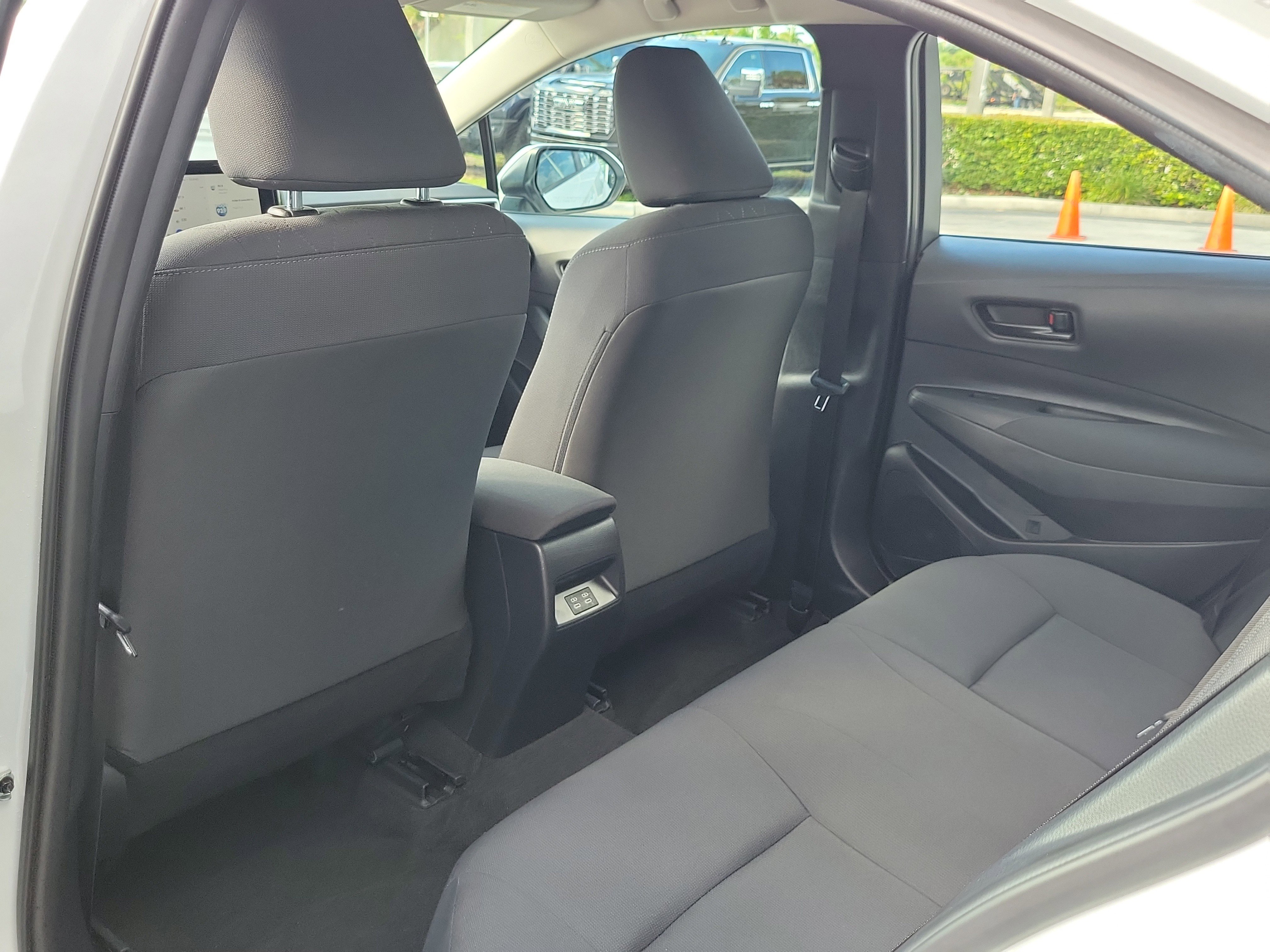 Used 2025 Toyota Corolla LE image 13