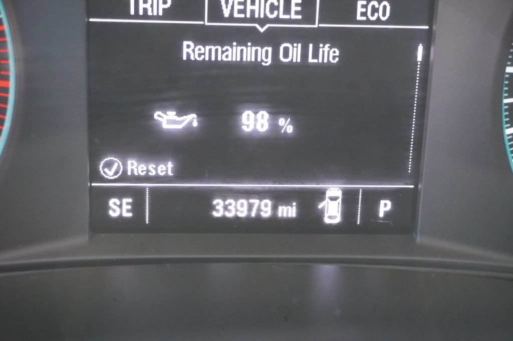 Used 2025 Chevrolet Malibu RS FWD image 9