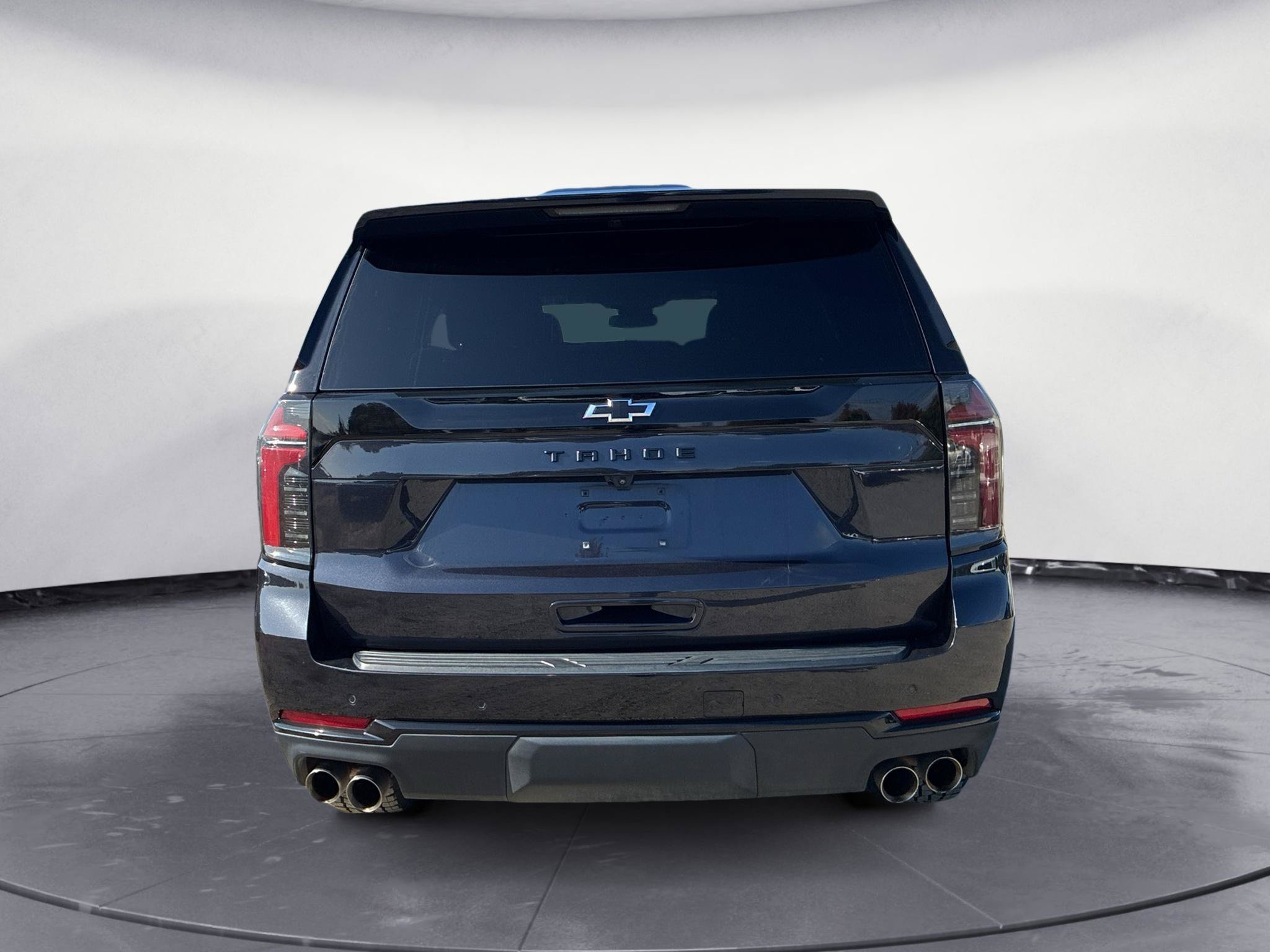 Used 2025 Chevrolet Tahoe Z71 AWD/4WD image 6