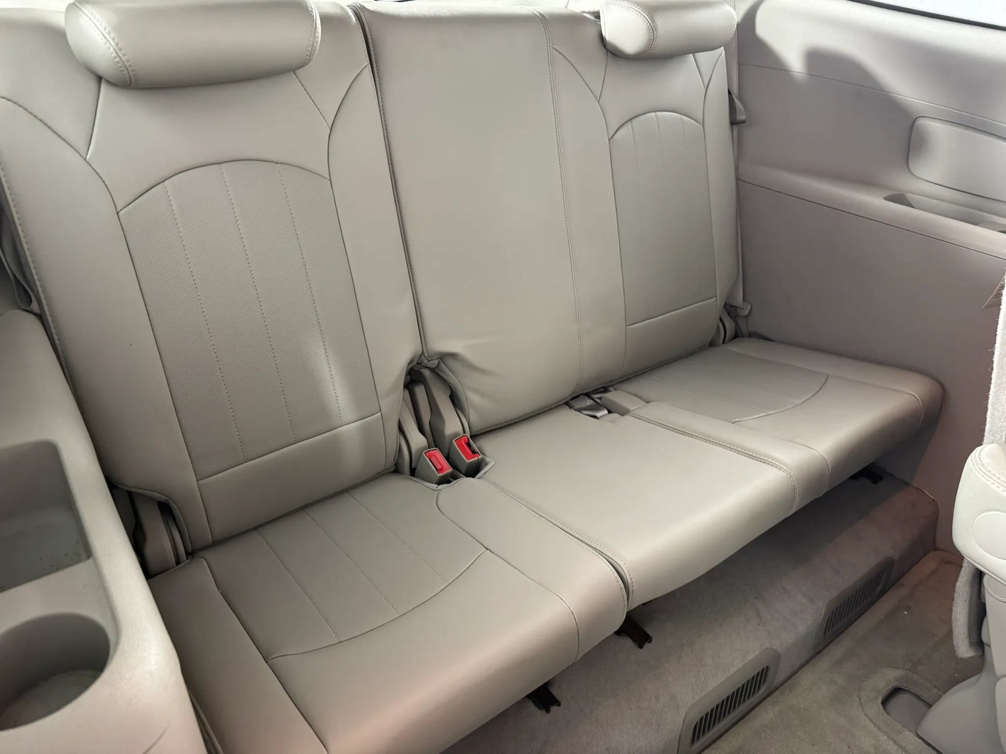 Used 2011 Buick Enclave CXL w/ Trailering Provision Package AWD/4WD image 34
