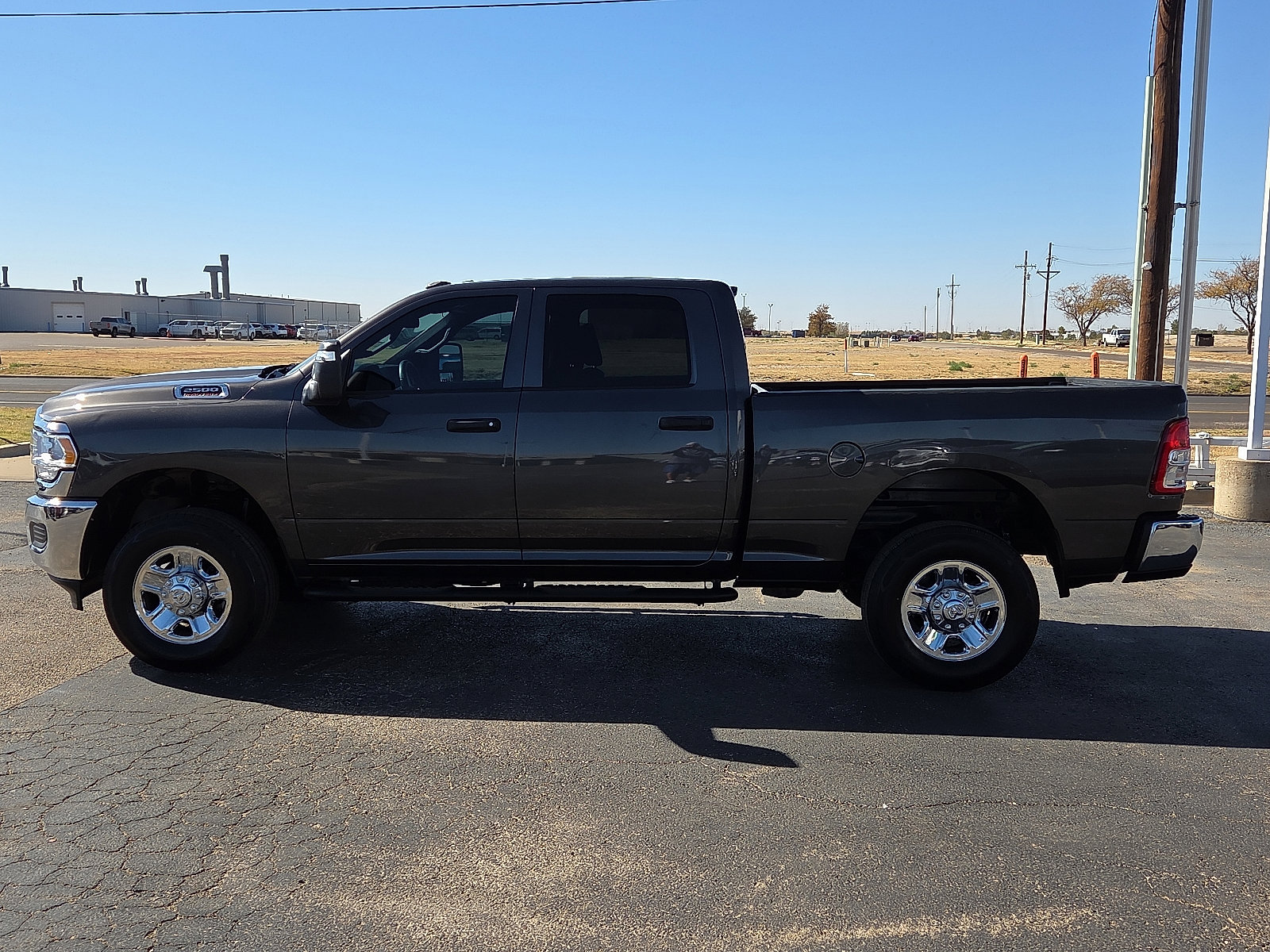 Used 2024 RAM 2500 Tradesman w/ Chrome Appearance Group image 2