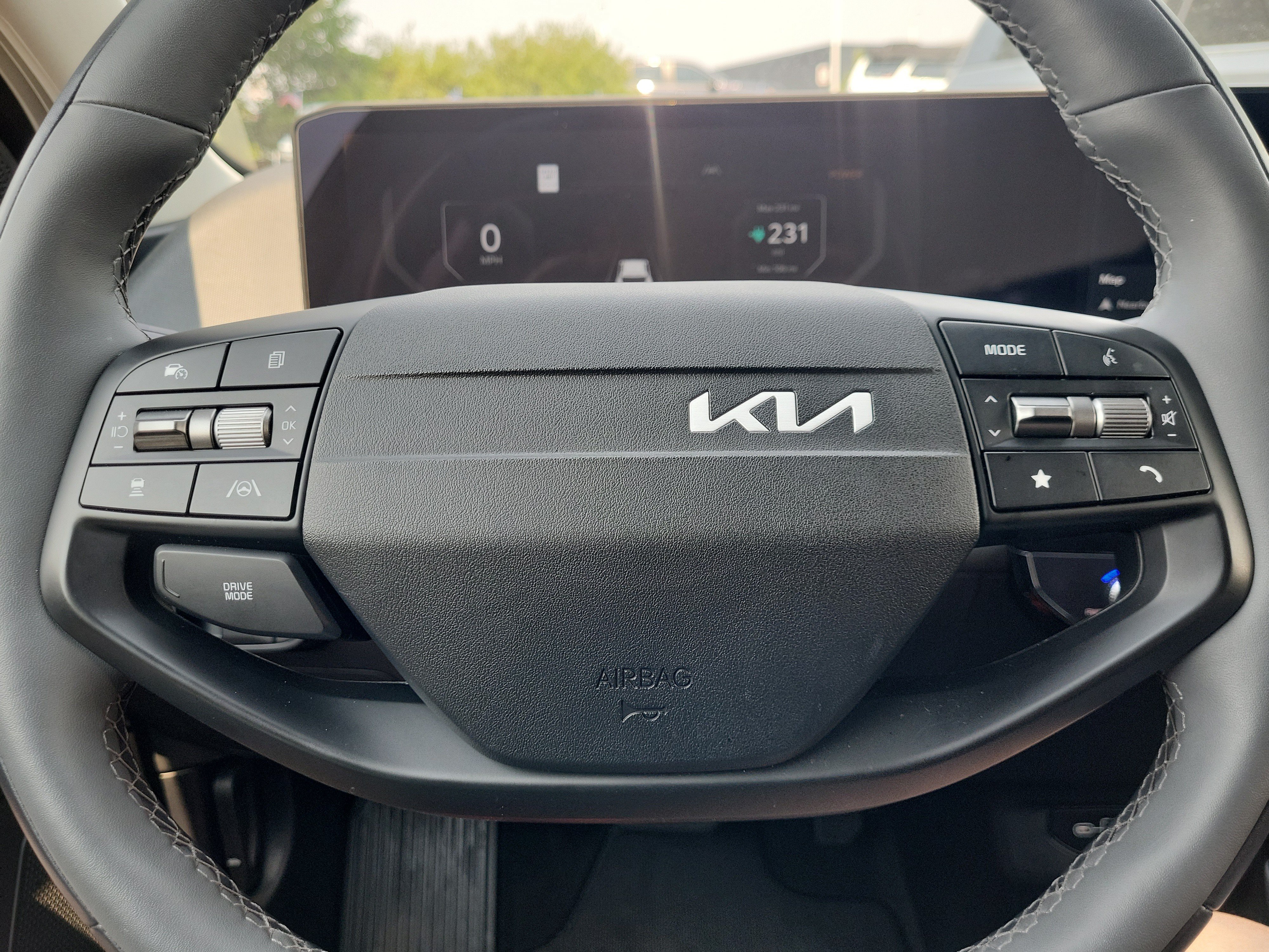 Used 2025 Kia EV6 Light AWD/4WD image 8
