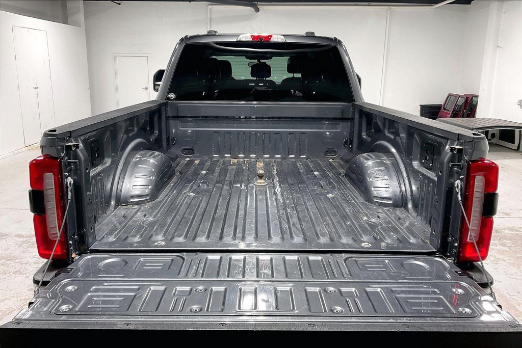 Used 2025 Ford F250 Lariat w/ Tremor Off-Road Package AWD/4WD image 33