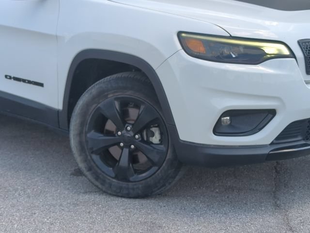 Certified 2021 Jeep Cherokee Latitude Plus AWD/4WD image 2