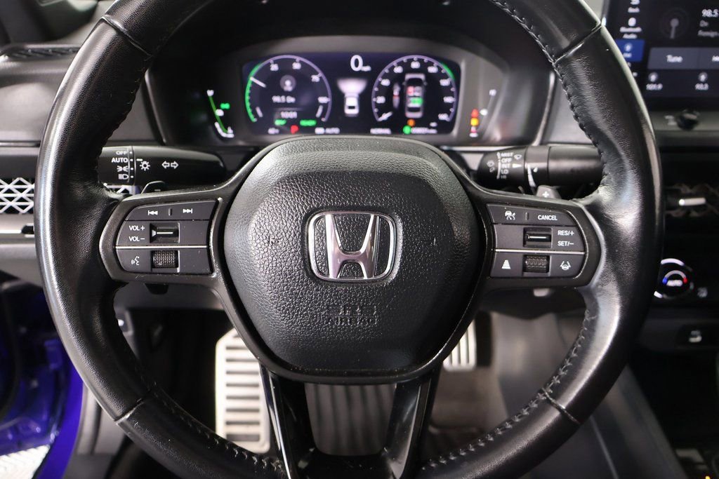 Used 2024 Honda Accord Sport image 3