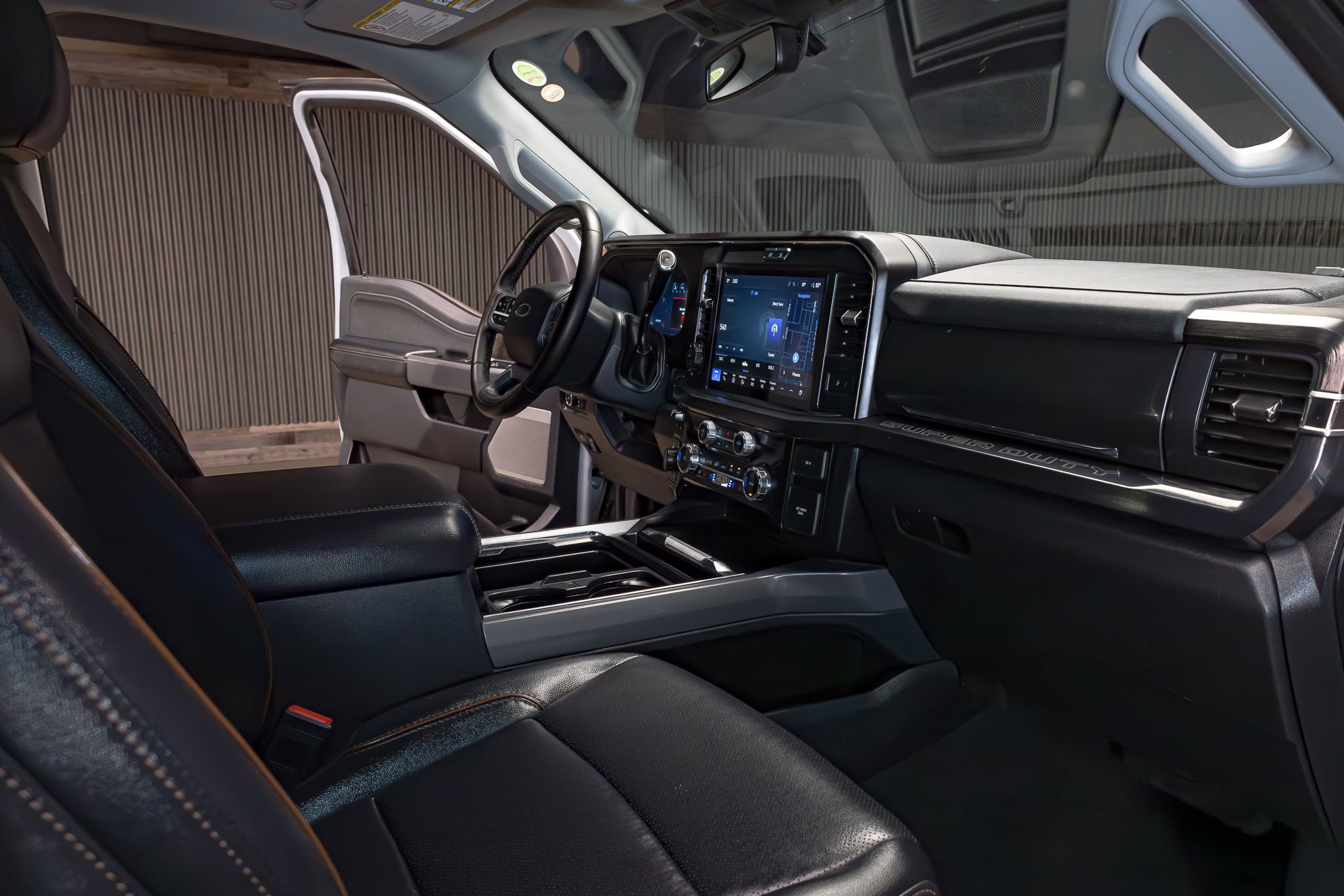 Used 2025 Ford F450 Lariat w/ Lariat Ultimate Package AWD/4WD image 21