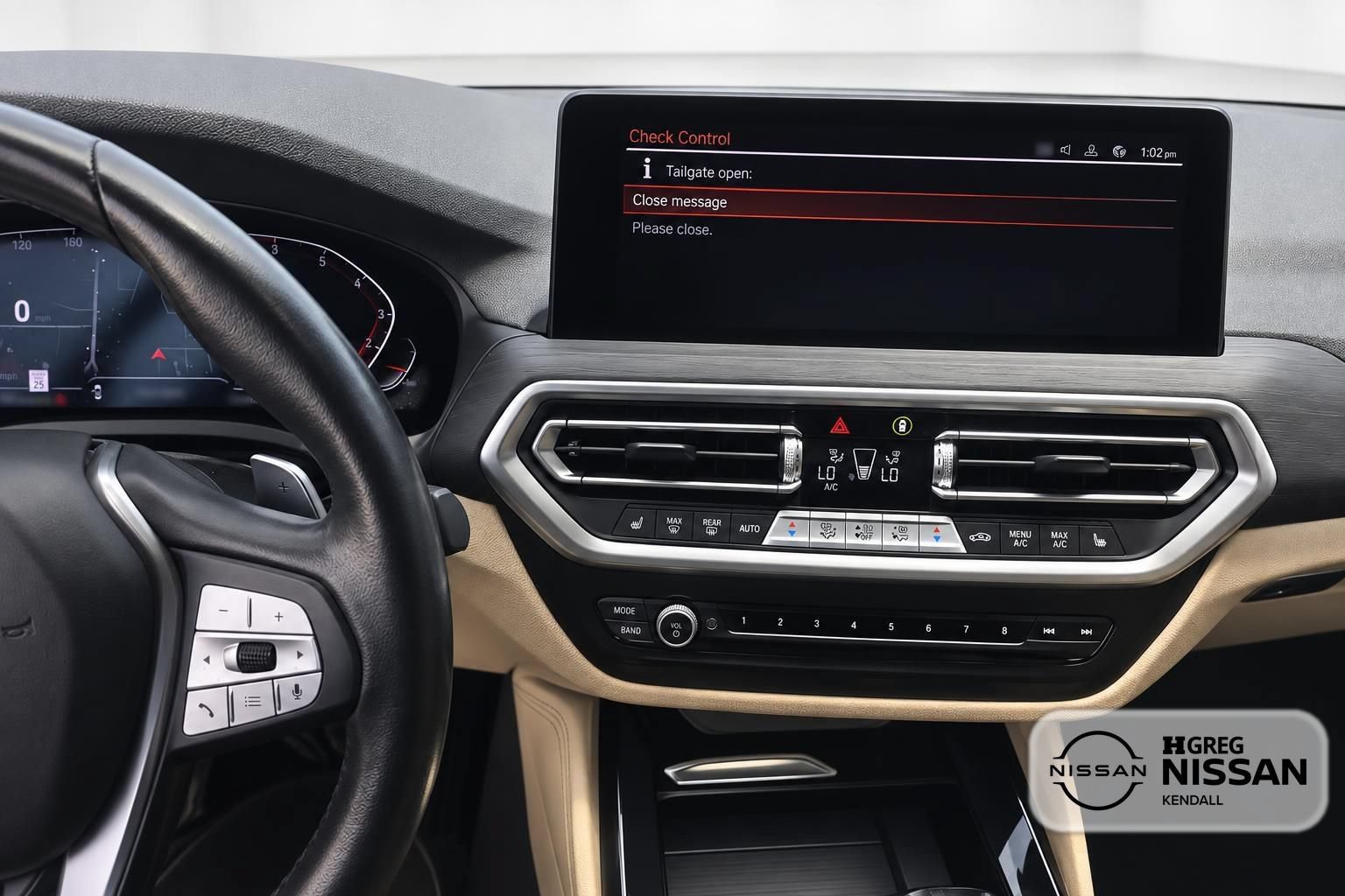 Used 2022 BMW X4 xDrive30i w/ Parking Assistance Package AWD/4WD image 9