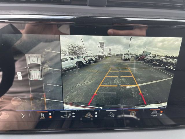 Used 2026 GMC Sierra 2500 AT4X AWD/4WD image 17