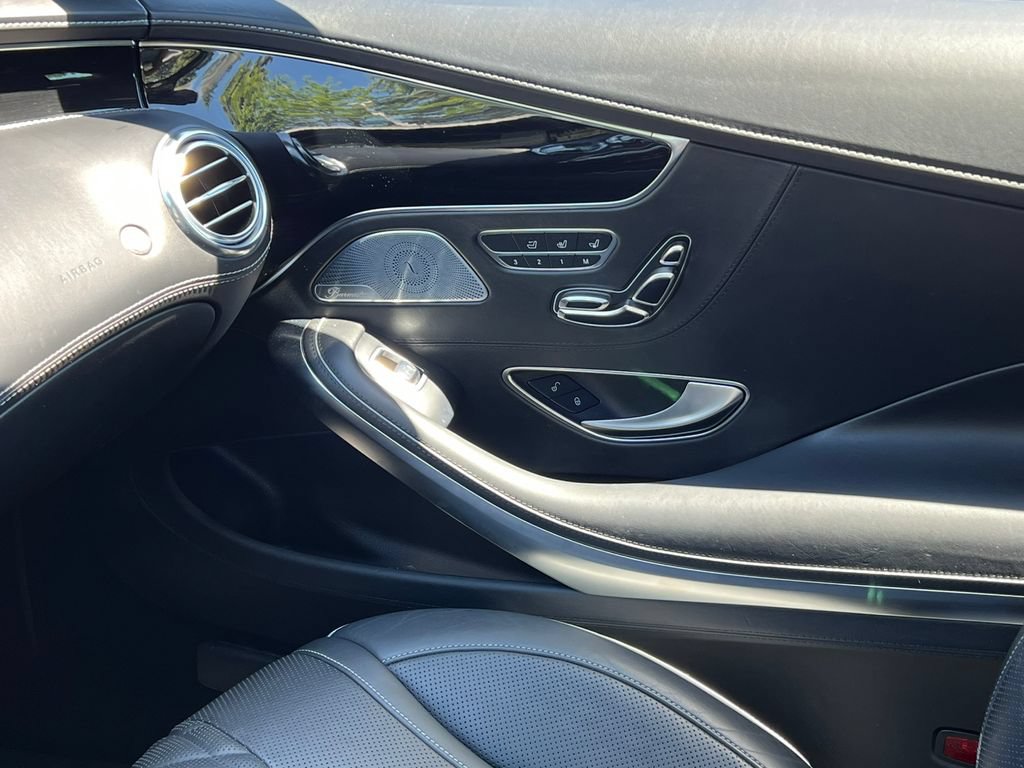 Used 2017 Mercedes-Benz S 550 Cabriolet image 32