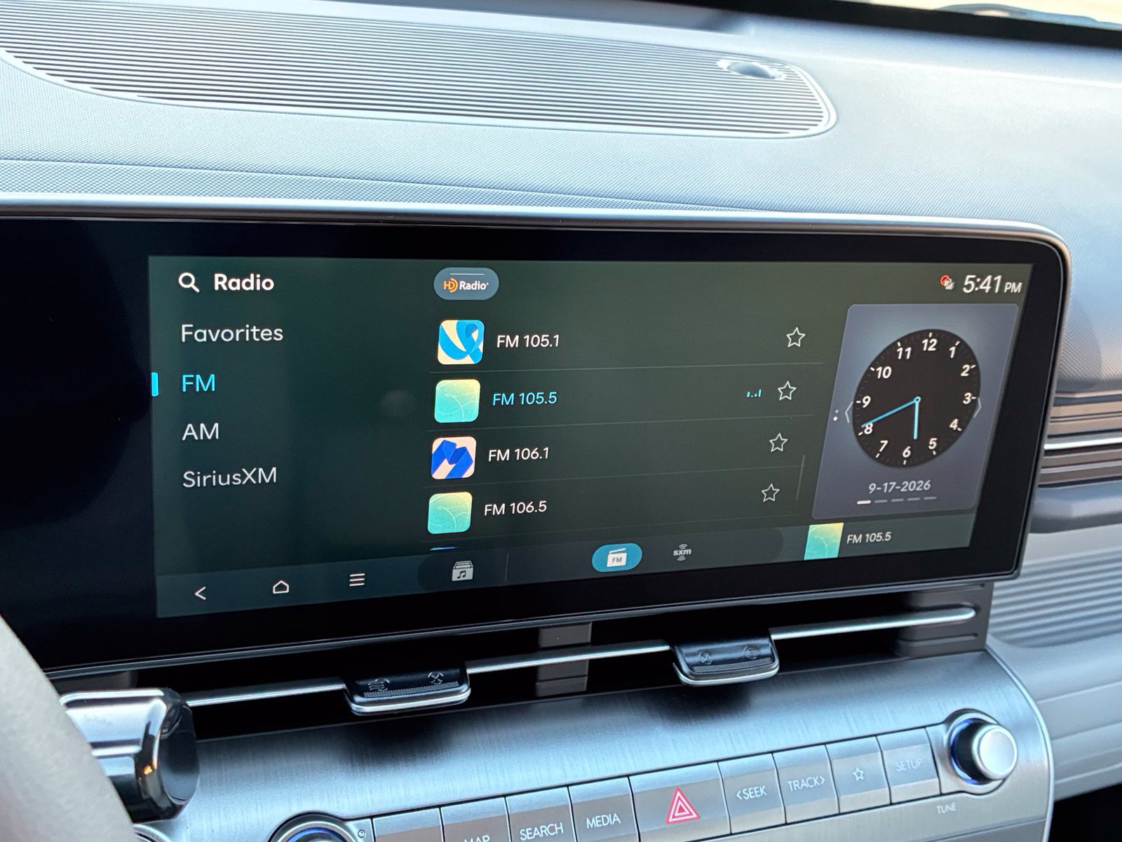 New 2027 Hyundai Kona SE FWD image 25