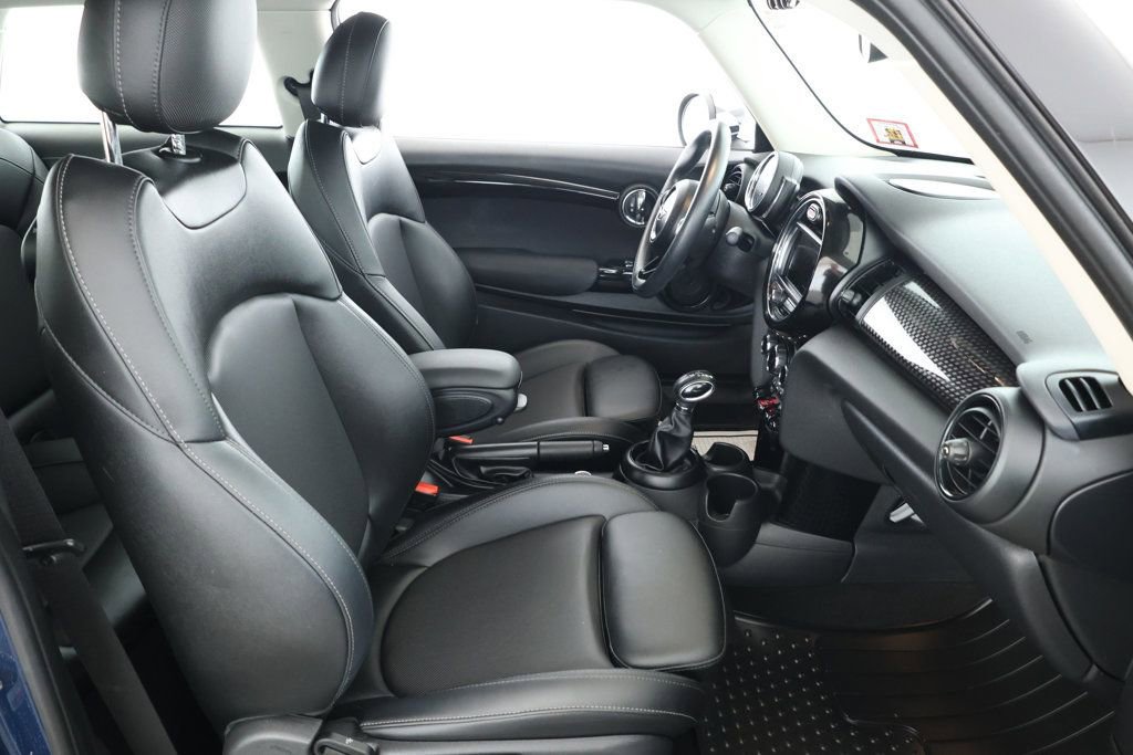 Used 2018 MINI Cooper S image 21